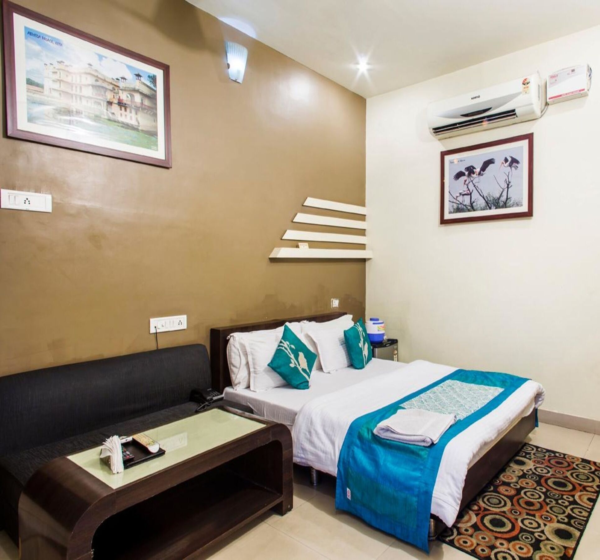 Oyo 2075 Hotel Kota Royal Luaran gambar