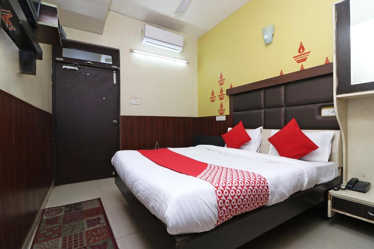 Oyo 2075 Hotel Kota Royal Luaran gambar