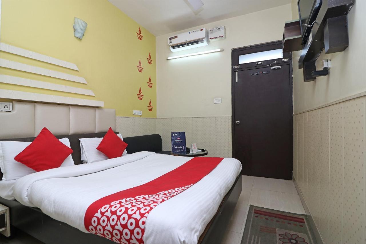 Oyo 2075 Hotel Kota Royal Luaran gambar